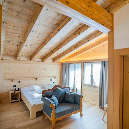 Posthotel Roessli Hotel