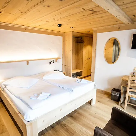 Hotel Posthotel Roessli