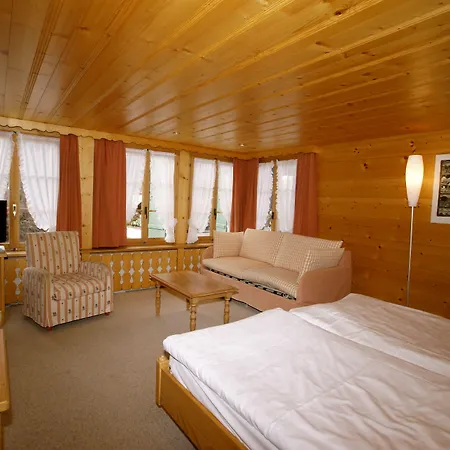 Posthotel Roessli 3*