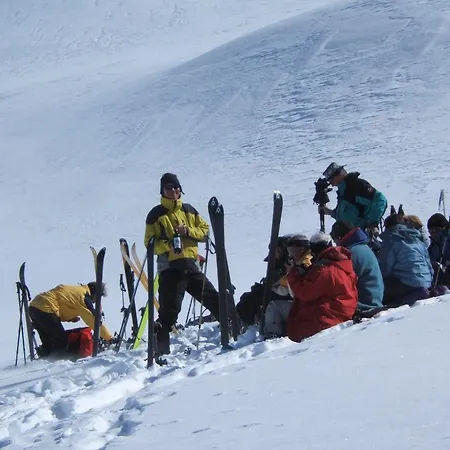 Posthotel Roessli Hotel 3*