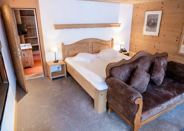 Otel Posthotel Roessli