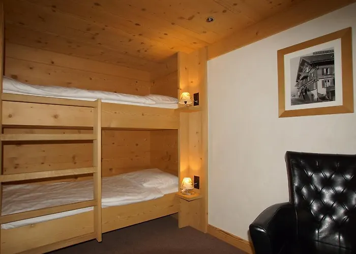 Hotel Posthotel Roessli 3*