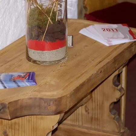Hotel Posthotel Roessli Gstaad