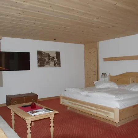 Hotell Posthotel Roessli