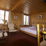 Hotel Posthotel Roessli Gstaad