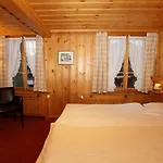 Posthotel Roessli 3*