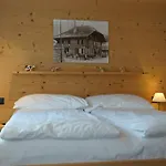 Posthotel Roessli Hotel