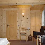 Hotel Posthotel Roessli 3*