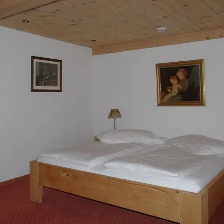 Posthotel Roessli